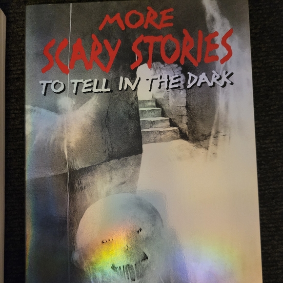 Books - Picture 2 of 6